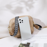 Grosir murah musim panas mode wanita dompet selempang persegi tas telepon kurir Mini kancing tas bahu selempang untuk perjalanan
