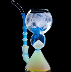 Commande en gros de verres à cocktail fumés, verres à boire soufflés à la main avec base en bambou - Product Image 1