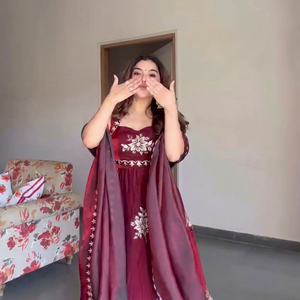 Robe Anarkali brodée marron, longue jusqu'au sol, avec dupatta, tenue traditionnelle indienne et pakistanaise pour femmes - Product Image 1