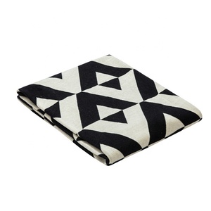 Couverture tricotée Style géométrique nordique, plaid personnalisé, en coton, offre spéciale, blanc, garde au chaud - Product Image 5