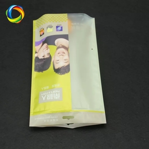 Sac d'emballage en plastique imprimé personnalisé pour vêtements sous-vêtements t-shirt pochette debout compostable fermeture à glissière zip-lock - Product Image 2