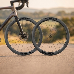 ชุดล้อคาร์บอน TOSEEK 700C ขนาด 50 มม. ดิสก์เบรกแบบ Center Lock รองรับยางแบบ <span class=keywords><strong>Tubeless</strong></span> ขนาด 28 มม. สำหรับทุกสภาพถนน น้ำหนักเบา สำหรับการแข่งไตรกีฬา รุ่นอัพเกรด - Product Image 1
