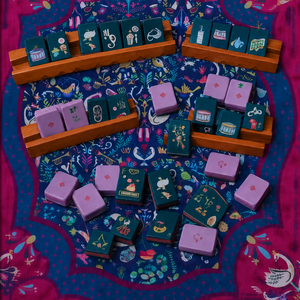 Set di Tessere Mahjong Americane Incise in Acrilico 2026 di Tendenza, Tappetino e Tessere Mahjong, Gioco da Tavolo Midnight Pine - Product Image 6