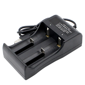 เครื่องชาร์จแบตเตอรี่ Li-ion แบบ USB ความจุสูง 1/2/4 ช่อง ชาร์จด้วยพอร์ต Type-C รองรับหลายขนาด 18650 16340 14500 สำหรับการล่าสัตว์ - Product Image 2