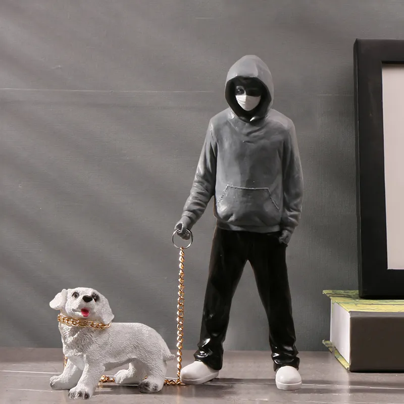 Banksy Dog バンクシー グレーフィギュア 高さ21.5cm 色 グレー Black/Gray/White Banksy Trendy Man Playing with Dog Fashion