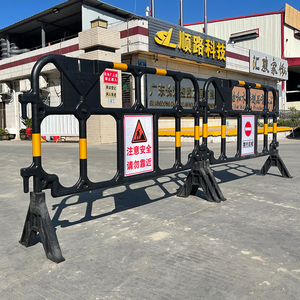 Barrera de Tráfico de Plástico HDPE de 1600*1000 mm Moldeada por Soplado, Barrera de Seguridad Temporal para Control de Multitudes - Product Image 5