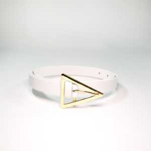 เข็มขัดผู้หญิงหัวเข็มขัดทองทรงสามเหลี่ยมสไตล์ลำลองโลหะผสมชุบหนังสีขาว - Product Image 2