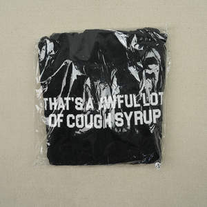 Calidad superior ESO ES UN MONTÓN HORRIBLE de COUPH SYRUP Diseñador de marca caliente Carta en blanco y negro Full Dia HipHop Cremallera Sudadera con capucha para hombres - Product Image 6