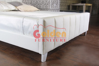 Ensembles de chambre à coucher dorés, meubles au design moderne, cadre en bois confortable en cuir, lits bon marché