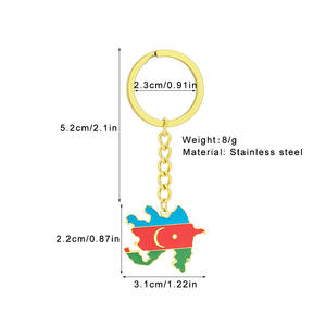 Llavero con colgante de <span class=keywords><strong>bandera</strong></span> de Azerbaiyán esmaltado de acero inoxidable, llavero con colgante de mapa de azerbaiyanos esmaltado chapado en oro de 18 quilates - Product Image 2