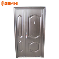 Porte simple en fer moderne, porte en acier de sécurité avec serrure multiple