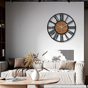 <span class=keywords><strong>Bureau</strong></span> à domicile café décoration moderne <span class=keywords><strong>noir</strong></span> rond en <span class=keywords><strong>bois</strong></span> horloge murale à piles silencieux sans tic-tac chiffres romains horloges en métal - Product Image 5