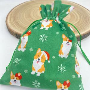 Bolsas de Regalo con Cordón y Diseños Personalizados de Ciervos y Cachorros Navideños - Product Image 4