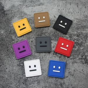 Patchs en PVC personnalisés en gros, en caoutchouc souple 3D, avec logo, thermocollants, gaufrés, en silicone, à scratch, avec logo, patchs en caoutchouc - Product Image 2