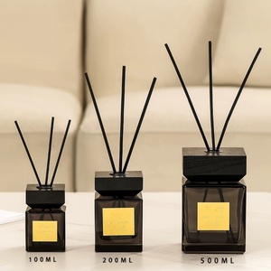 Decorazione <span class=keywords><strong>per</strong></span> la casa Private Label Custom Design olio essenziale di lunga durata in fibra di <span class=keywords><strong>bambù</strong></span> bastone di lusso Reed diffusore - Product Image 1