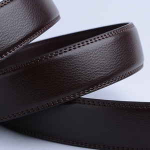 <span class=keywords><strong>Ceinture</strong></span> en <span class=keywords><strong>cuir</strong></span> <span class=keywords><strong>de</strong></span> peau <span class=keywords><strong>de</strong></span> <span class=keywords><strong>vache</strong></span> pour hommes <span class=keywords><strong>de</strong></span> Style formel <span class=keywords><strong>de</strong></span> haute qualité avec boucle automatique en alliage <span class=keywords><strong>ceinture</strong></span> en <span class=keywords><strong>cuir</strong></span> véritable pour hommes vêtements d'affaires - Product Image 4