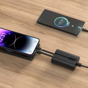 Cargador Portátil de 10000 mAh con Carga Rápida, 2 en 1, con Cables Integrados Tipo C y Lightning - Product Image 5