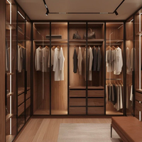 Armoire sur mesure Aige, armoire en bois avec porte en verre, design moderne pour chambre à coucher, combinaison de meubles de chambre