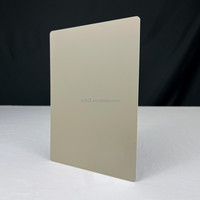 Plaques de finition murale en PVC, résistantes au feu, antibactériennes, épaisseur 1-3 mm, pour les distributeurs de matériaux de construction médicale et les secteurs de la santé