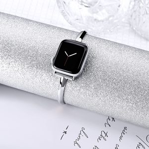 2023 dames mode luxe chaîne métal <span class=keywords><strong>bracelet</strong></span> de montre pour <span class=keywords><strong>Apple</strong></span> <span class=keywords><strong>Watch</strong></span> série Ultra 8 7 6 5 4 3 2 <span class=keywords><strong>1</strong></span> <span class=keywords><strong>Bracelet</strong></span> réglable - Product Image 5