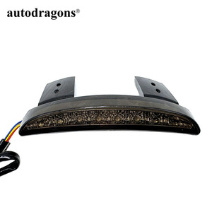 Feu arrière de moto intégré avec clignotants gauche et droit pour garde-boue arrière, compatible Touring Sportster XL 883 1200 - Product Image 1