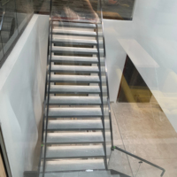 VIKO Moderne Préfabriqué Antidérapant et résistant à l'usure Installation rapide Escalier à double limon en marbre