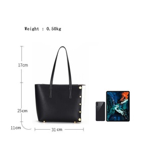 Sac à main de haute qualité 2026 Mode Cuir contrasté Rivet Designer Sac à bandoulière Grande capacité Sac fourre-tout en cuir véritable pour femmes - Product Image 2