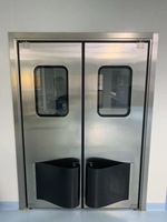 Porte battante à cadre en acier inoxydable, résistante aux chocs, ouverture bidirectionnelle pour accès intérieur d'atelier industriel