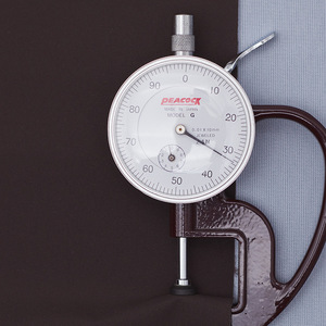 Tissu en polyester spandex recyclé 75D, <span class=keywords><strong>film</strong></span> à faible perméabilité en Tpu, tissu écologique collé recyclé pour la production de vêtements - Product Image 3