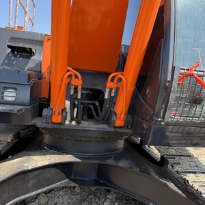 Pelleteuse Hitachi ZX240 de 24 tonnes d'occasion du Japon à prix réduit Pelleteuse originale avec composants centraux Roulement de pompe à engrenages pour moteur - Product Image 6