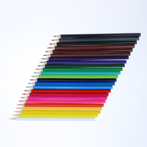 Oem Logo di alto livello 24 matite di colore In molti <span class=keywords><strong>colori</strong></span> vernice scatola di latta di metallo - Product Image 3