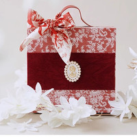 Boîte cadeau magnétique en dentelle exquise pour l'emballage de cadeaux, boîte d'emballage portable de luxe pour bonbons, boîte cadeau pour chocolat avec poignée