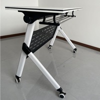 Tables de bureau pliantes modulables et mobiles avec structure métallique pour la formation et les réunions du personnel