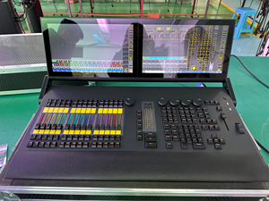 New DMX điều khiển T2 cảm ứng giao diện điều khiển với động cơ Faders DMX512 cho ánh sáng chuyên nghiệp hiển thị với trường hợp chuyến bay - Product Image 2