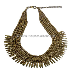 Collar llamativo de Latón chapado en oro clásico con cadena de eslabones religiosos cristianos de perlas y diamantes para ocasiones de fiesta - Product Image 2