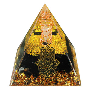 Adorno de Escritorio de Resina Epoxi con Pirámide de Cristal Kogiya, con Grabado de Mano de Hamsa, Decoración para el Hogar, Regalo - Product Image 5