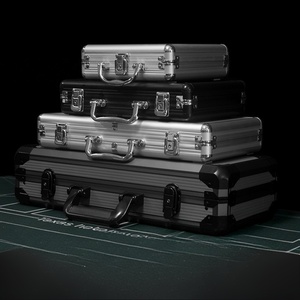 Étui à jetons de <span class=keywords><strong>poker</strong></span> robuste en ABS et aluminium - Valise professionnelle pour jetons de Texas Hold'em et de Blackjack avec intérieur personnalisable - Product Image 6