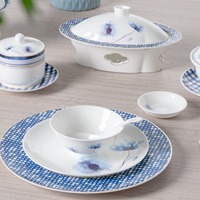 Fournitures de restaurant P & T Ensemble d'assiettes bleues Ensemble de vaisselle en porcelaine fine de haute qualité Vaisselle en vrac de qualité supérieure pour les distributeurs des EAU