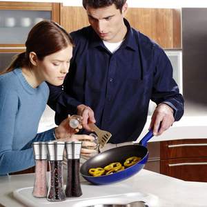 Vente flash : Moulin à sel et à poivre en acier inoxydable et verre, emballage individuel - Product Image 5