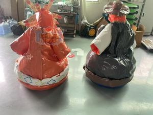 Costume de lutte de <span class=keywords><strong>sumo</strong></span> gonflable géant de haute qualité, rembourré en mousse, château de jeu, bâche en PVC de 0,55 mm, capacité de 100 à 500 kg, utilisation en intérieur - Product Image 6