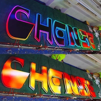Enseigne personnalisée autoportante en forme d'arche de cœur, lettres lumineuses de 4 pieds, grandes lettres RGB programmables pour parc, hôtel, centre commercial