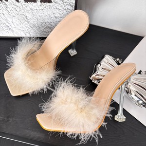 Sandales en peluche à talon aiguille pour femme - Product Image 3