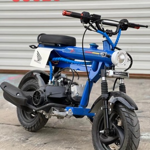 Nuovissimo scooter mini tank da 125cc, veicolo a due ruote per pendolari, CVT, motore a benzina a quattro tempi - Product Image 1