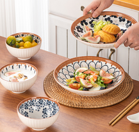 Ensemble de vaisselle en céramique créative, bols, assiettes, plats et cuillères dans un emballage en boîte en cuir de vachette, pour la promotion d'entreprise, les cadeaux et la vente en gros