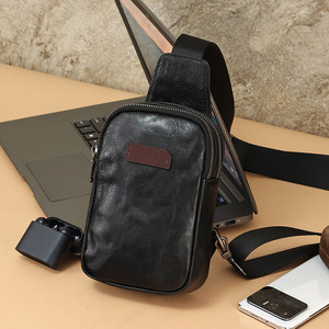 Joyir Sac de poitrine en cuir véritable pour homme, grande capacité, double fermeture éclair, sac à bandoulière pour cyclisme en plein air, pour un usage quotidien - Product Image 1