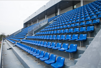 Banc de stade en plastique pliable fabriqué en usine, avec support en aluminium, anti-UV, certifié FIBA, garantie 5 ans