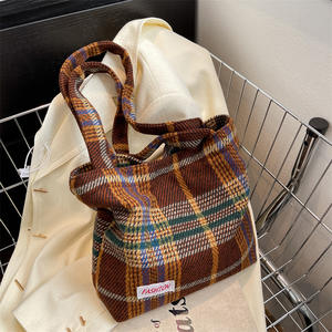 2026 Autumn Winter Nylon Fabric Women Casual Large Shoulder <b>Tote</b> <b>Bags</b> Polyester Fashion New Trendy Simple Stylish Versatile - Product Image 4