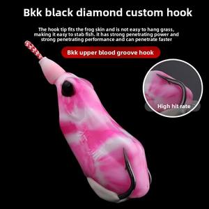 Cebo de Luya de rana de trueno negro de sapo venenoso modificado con lentejuelas de anzuelo simple o doble de golpe falso fuerte para pescar - Product Image 3