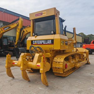 Bulldozer sur chenilles CAT D7G 20580 kg, faible nombre d'heures de travail, pour travaux de construction moyens, à vendre - Product Image 3