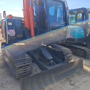 Excavatrice d'occasion Hitachi ZX70 Mini 7 tonnes à bas prix, d'occasion, homologuée CE/EPA, stock, chenilles, boîte de vitesses, pompe, roulement, PLC - Product Image 3